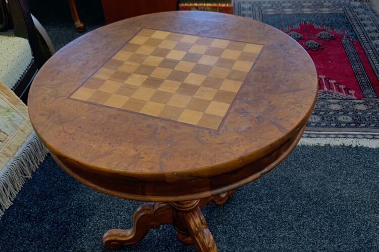 Šachový stolek č.9391
