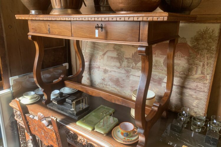 PSACÍ STŮL č.13532