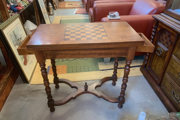 ŠACHOVÝ – KARETNÍ STOLEK č.13375