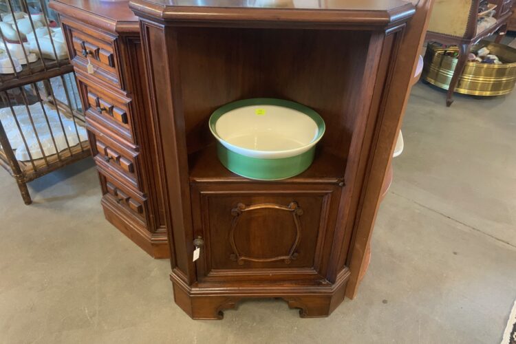 KOMODA ROHOVÁ č.13530