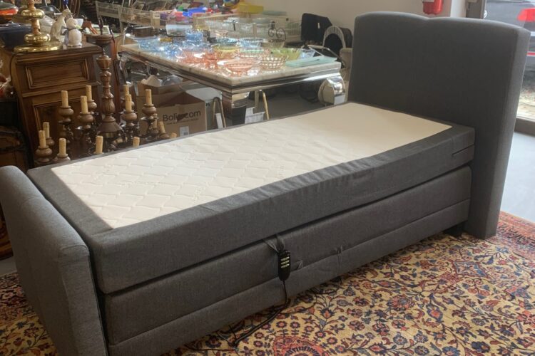 POSTEL BONPRIX ELEKTRICKÝ ROŠT č.13573